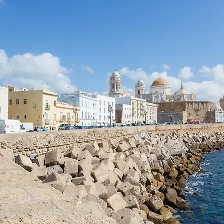Almas Adults Only By Cadiz4rentals Apartment